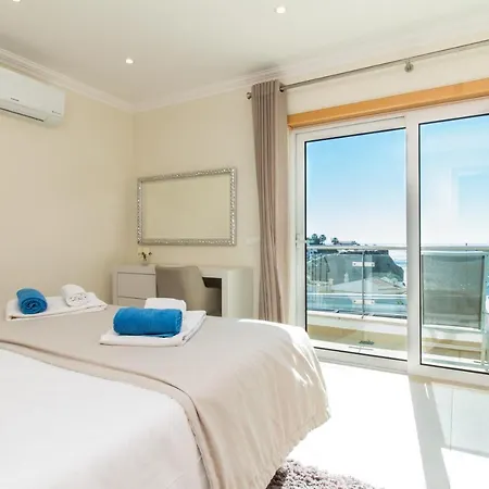Vakantiehuis Panoramic Seaview Escape Carvoeiro Algarve *